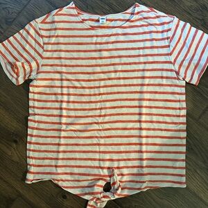 Old Navy Red and White Striped T-Shirt with Tie